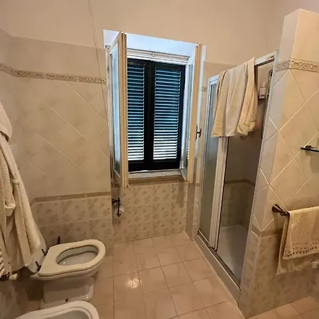 Grandma Rosy's House Apartment